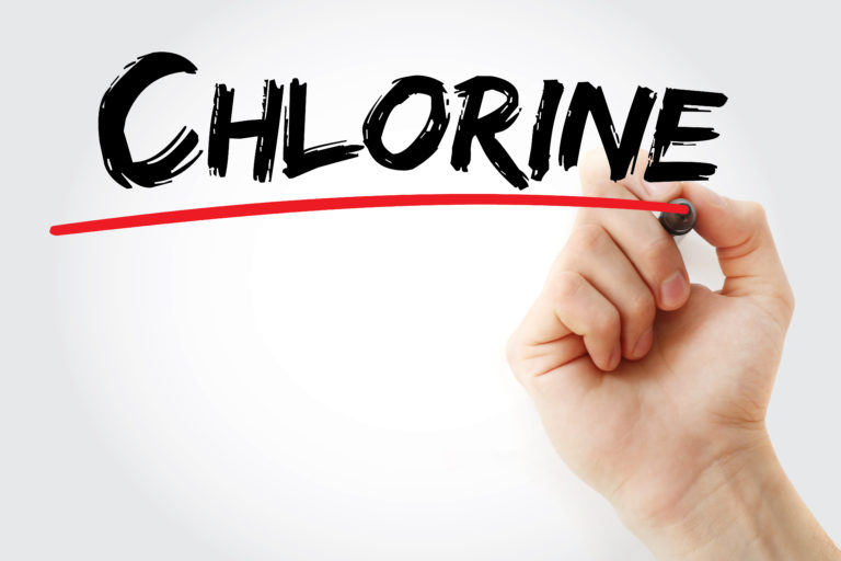 Free Chlorine vs Total Chlorine - What's the Difference? - Pool Calculator