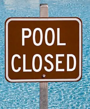 Swimming Pool Guide: When to Close Your Pool for the Season