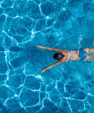 The Many Benefits of Swimming﻿ – A Guide To Pool Exercise